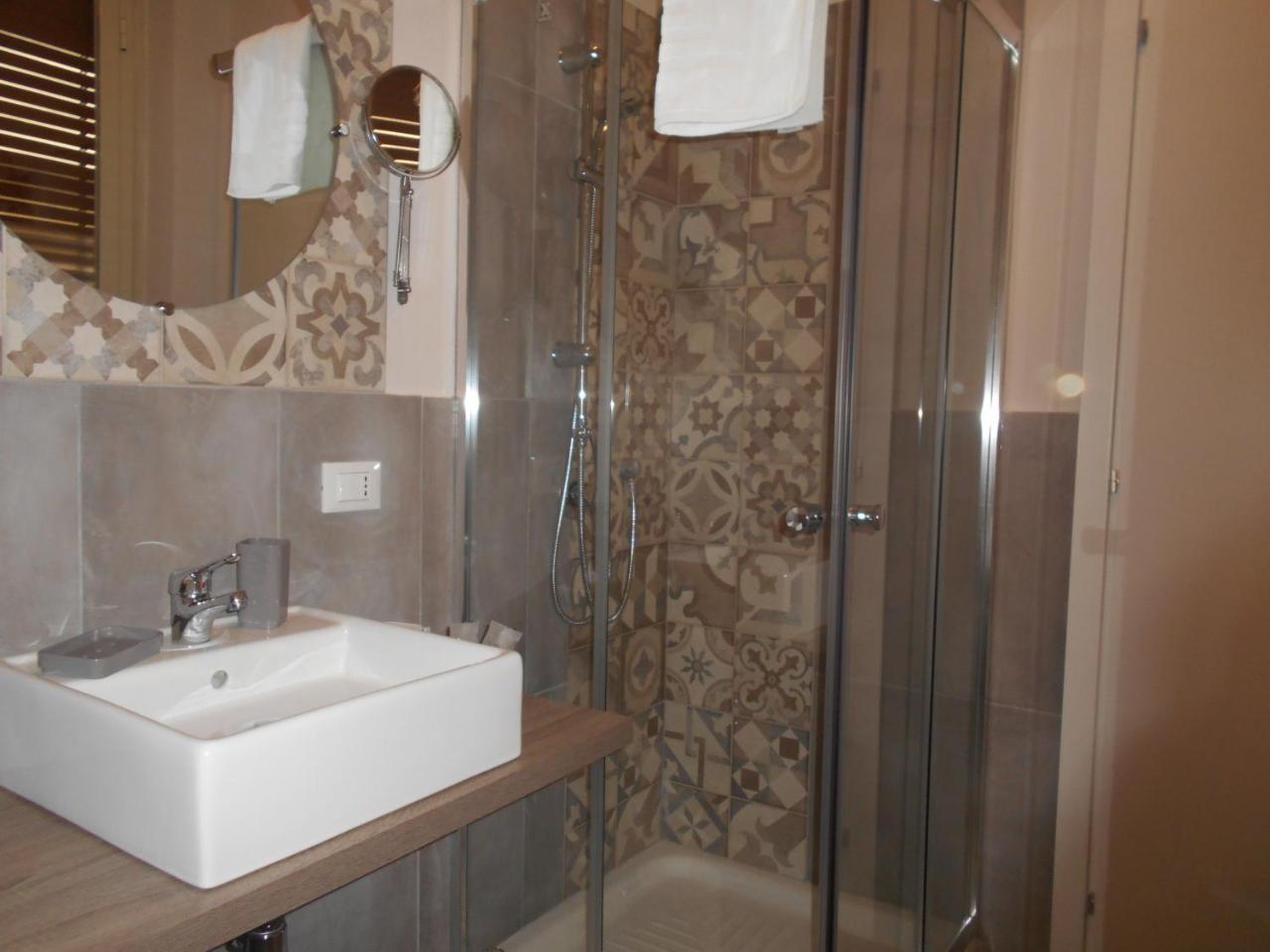 Zammu Guest house 3*